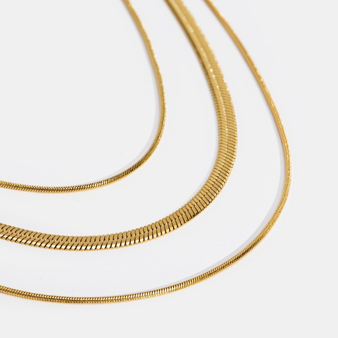 Aurora | Collar de cadena dorada con varios niveles