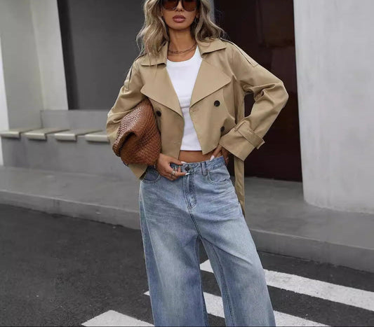 Amelia | Chaqueta trench corta de doble botonadura para mujer