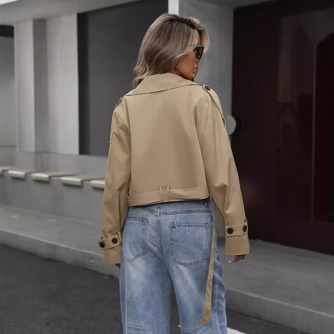 Amelia | Chaqueta trench corta de doble botonadura para mujer