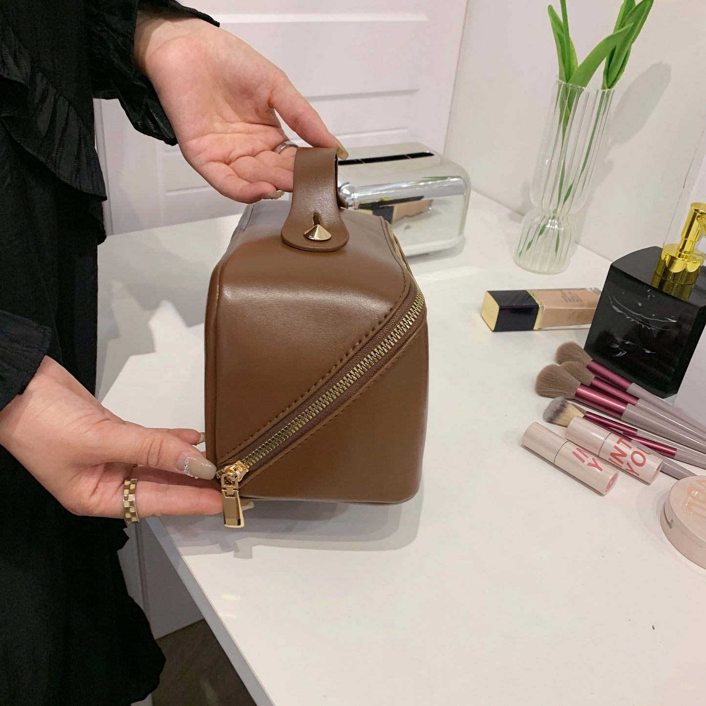 Velvet| Estuche de maquillaje