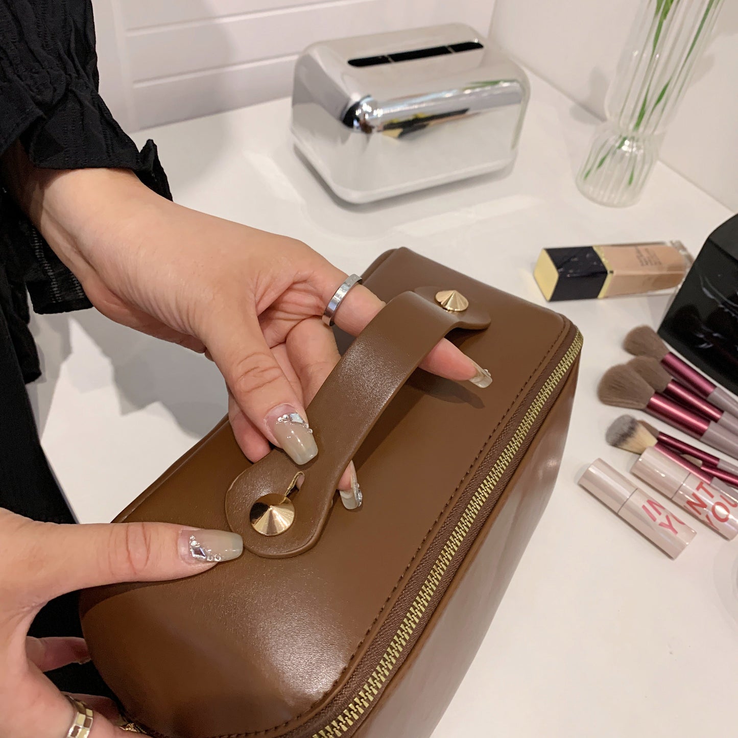 Velvet| Estuche de maquillaje