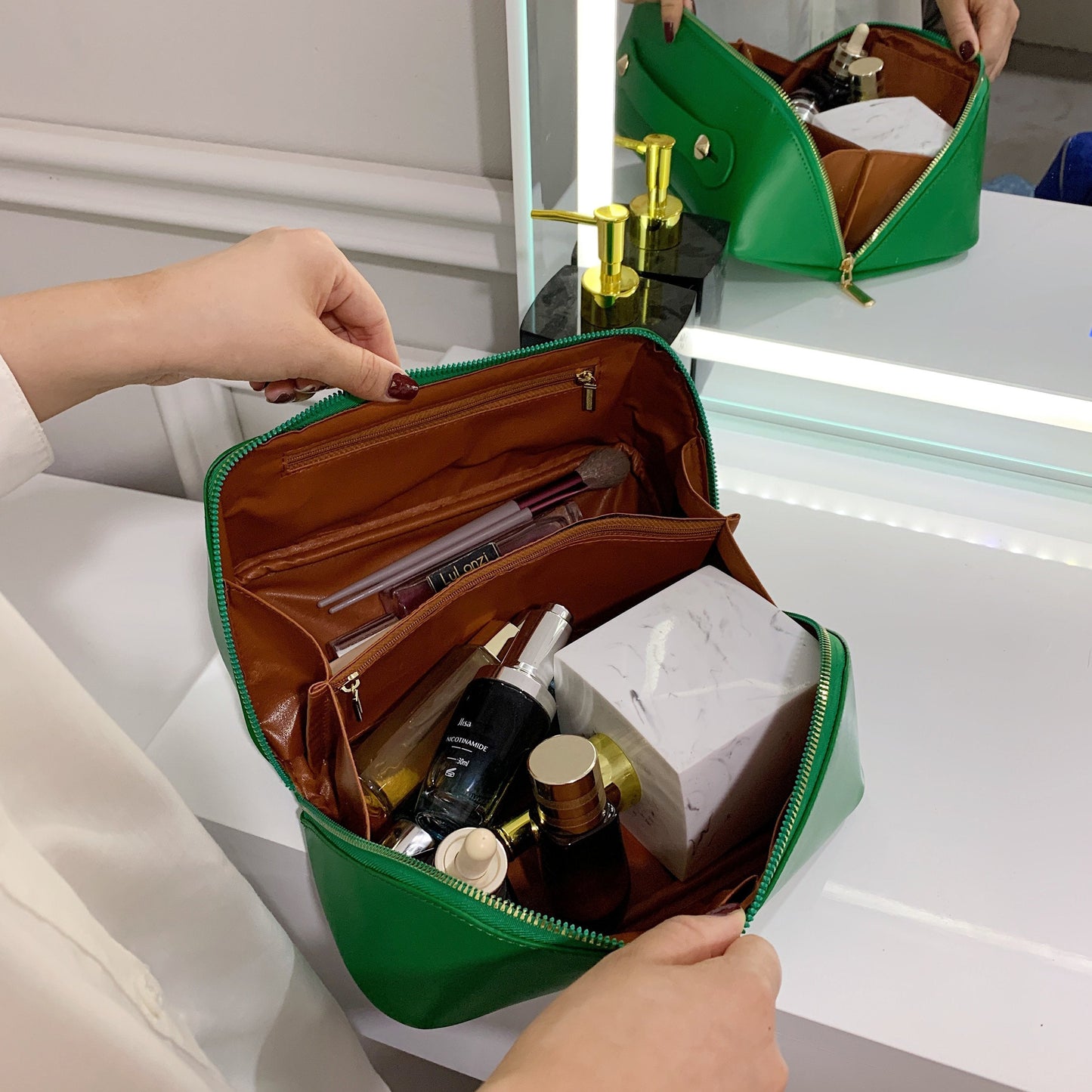 Velvet| Estuche de maquillaje