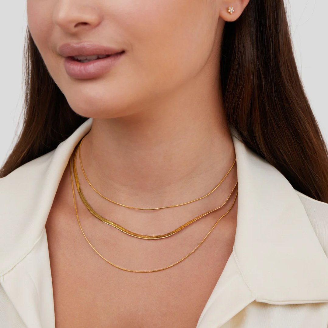 Aurora | Collar de cadena dorada con varios niveles