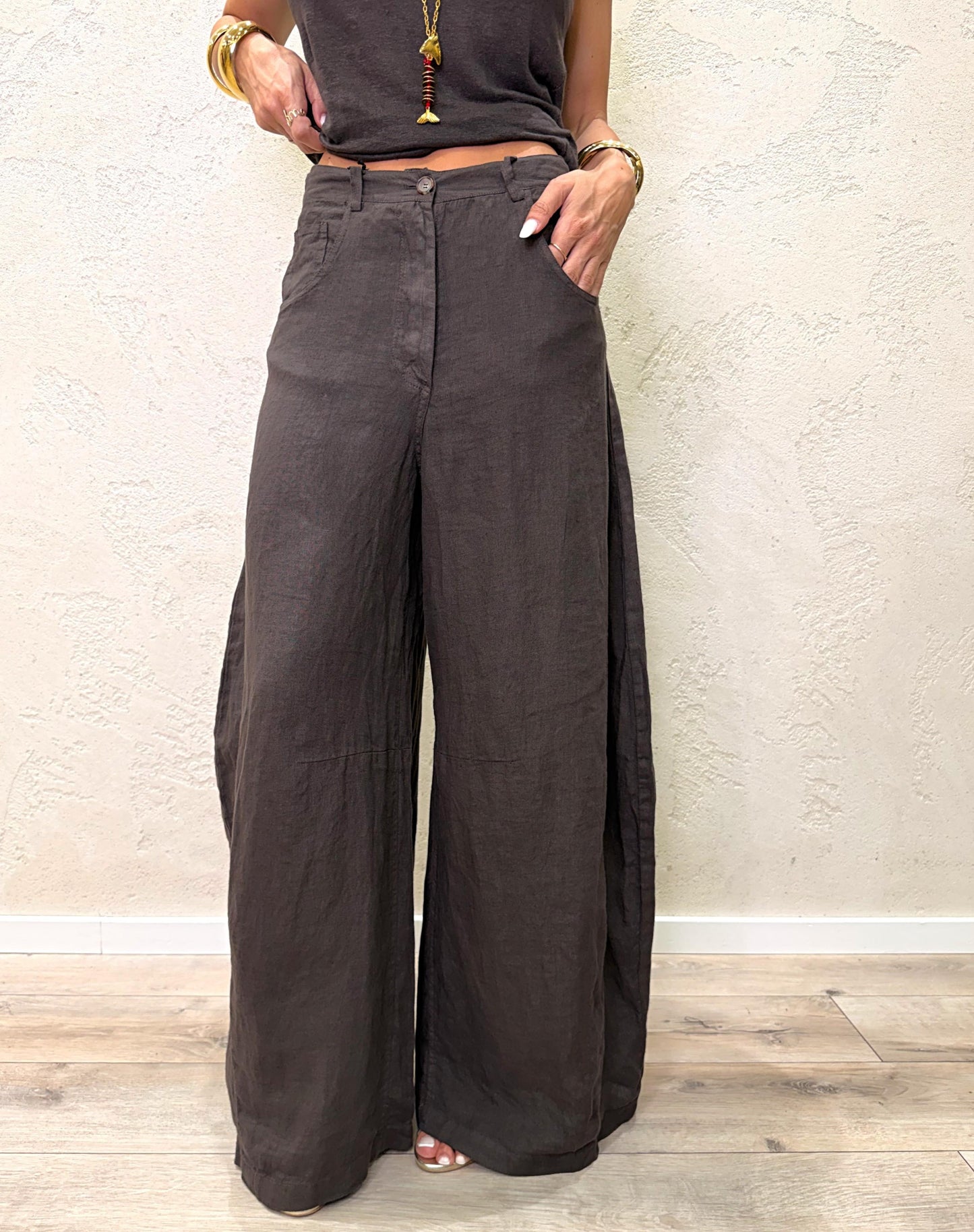 Pantalón de lino puro, modelo Luvre, corte barrel fit